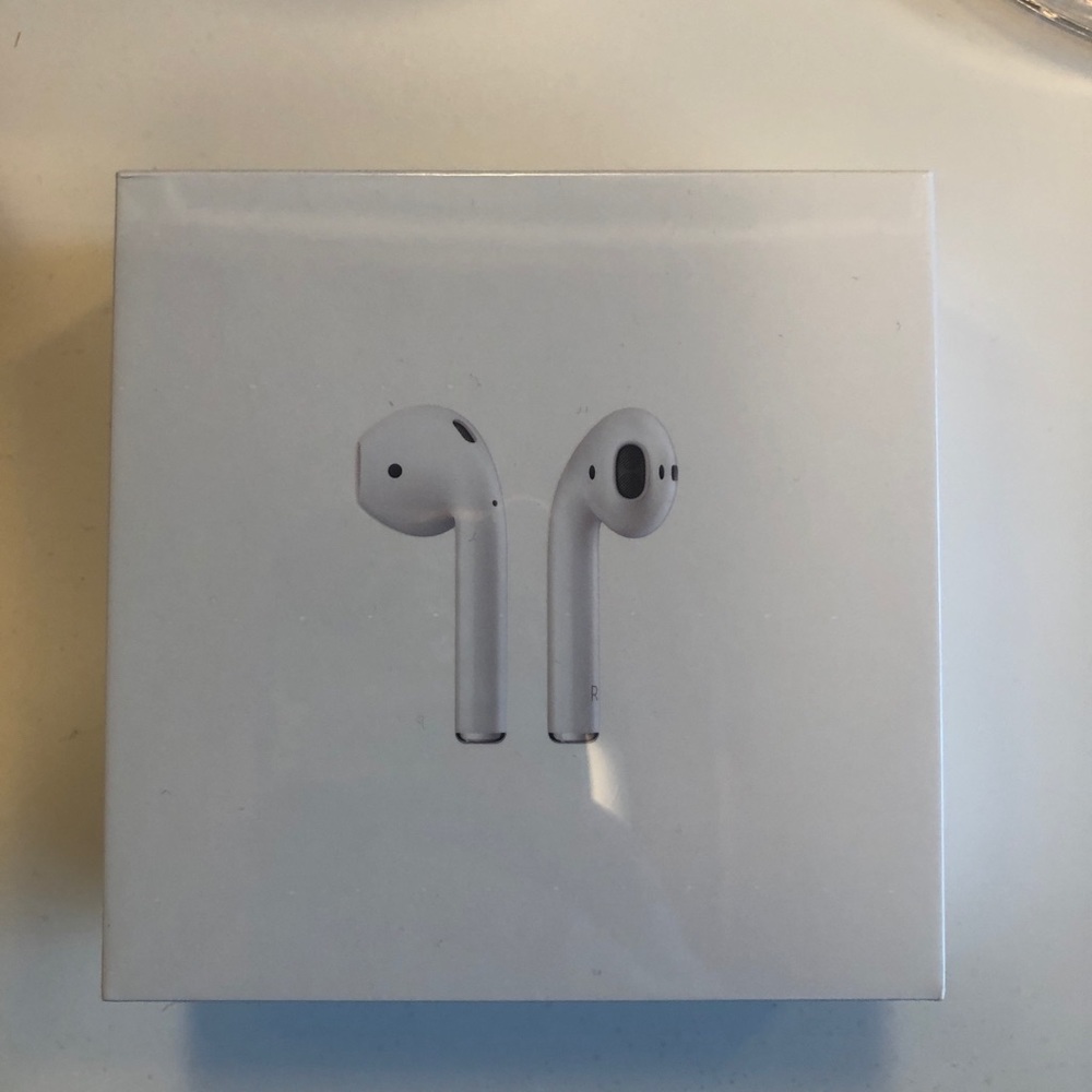 BRAND NEW Apple air pods